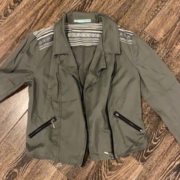Women’s jacket - Picture 2 of 3
